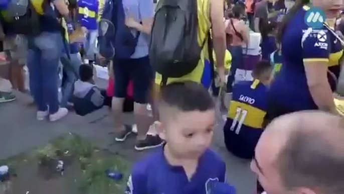 El video del nene que fue a los festejos de Boca y dijo ser ¡hincha de River!