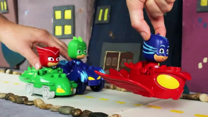 PJ Masks Creations Wrong PJ Masks! - PJ Masks Mega Bloks - Play with PJ Masks