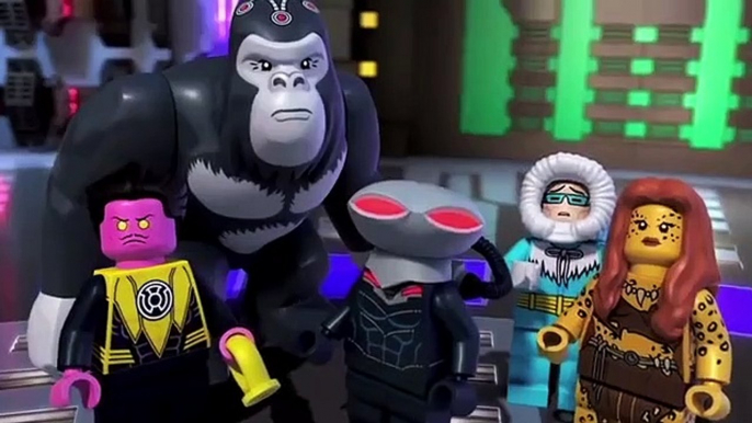 LEGO DC Comics Super Heroes: Justice League: Attack of the Legion of Doom - Trailer