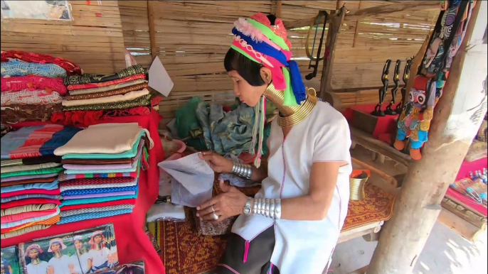 Long Neck | Karen Village in Chiang Mai |Baan Tong Luang