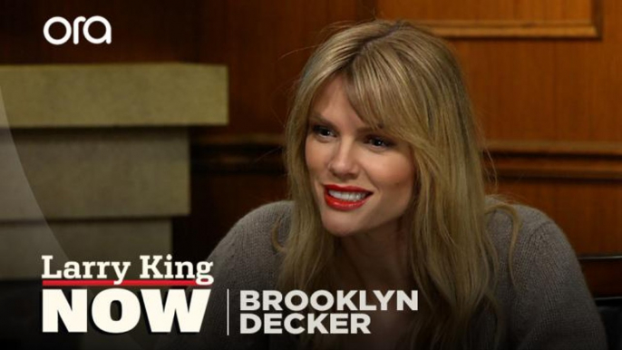 Activism, 'Grace and Frankie', playing Mallory -- Brooklyn Decker answers your social media questions
