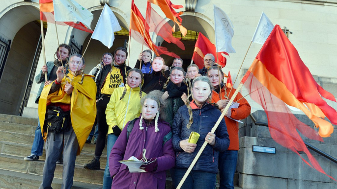 Extinction Rebellion group protest outside Chesterfield Town Hall