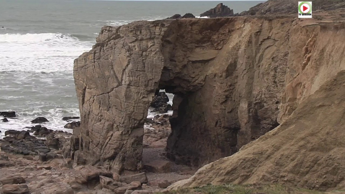 SAINT-PIERRE QUIBERON  |  L 'Arche va Mourir - TV Quiberon  24/7