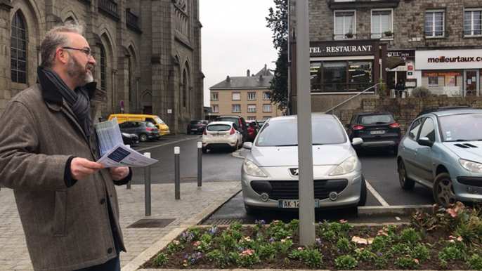 Flers. Tractage sur le marché pour les élections municipales 2020