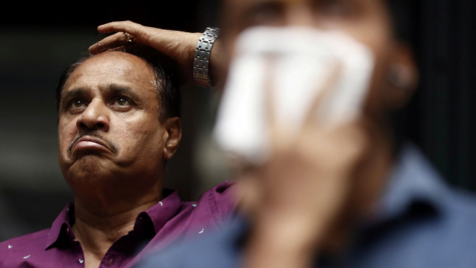 Bloodbath continues on Dalal street, trading halted for 45 minutes