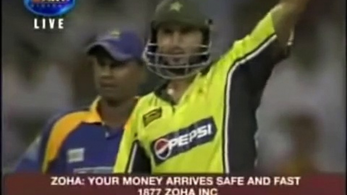 Afridi's Two four and four sixes in one over