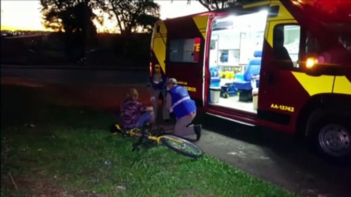 Ciclista é socorrido pelo Siate após sofrer queda no Cascavel Velho