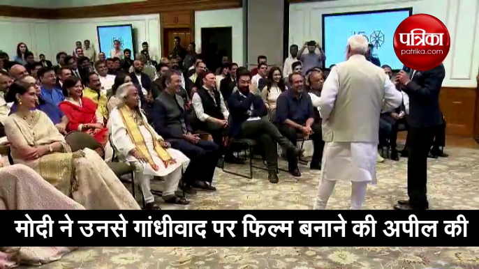 बॉलीवुड स्टार्स से मिले PM मोदी, शाहरुख खान ने बोला थैंक्यू