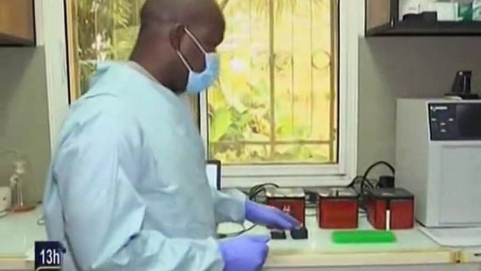 ORTM / Grand format sur le laboratoire du centre d’infectiologie Charles Mérieux l’un des 4 laboratoires habilité à faire les tests de covid 19 au Mali