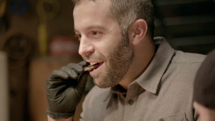 History|245827|1726174787624|Eating History|OLD SMOKEY DARES JOSH TO EAT DRIED INSECTS|S1|E4