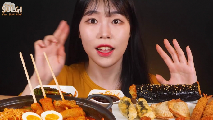 ASMR MUKBANG Spicy chicken Tteokbokki, Seasoned Chicken, Cheese Kimchi Gimbap, fried food, Eating