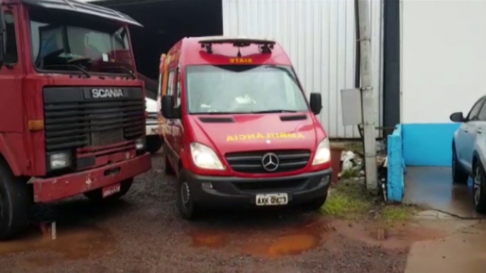 Homem fica ferido ao bater a cabeça em estrutura de ferro no Bairro Universitário