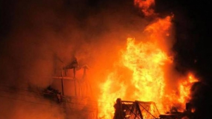 Fire breaks out in Mumbai's Mankhurd, 20 fire tenders rushed to spot; no casualties reported