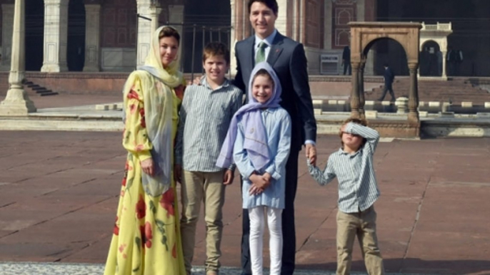 Canadian PM Justin Trudeau visits Jama Masjid in Old Delhi
