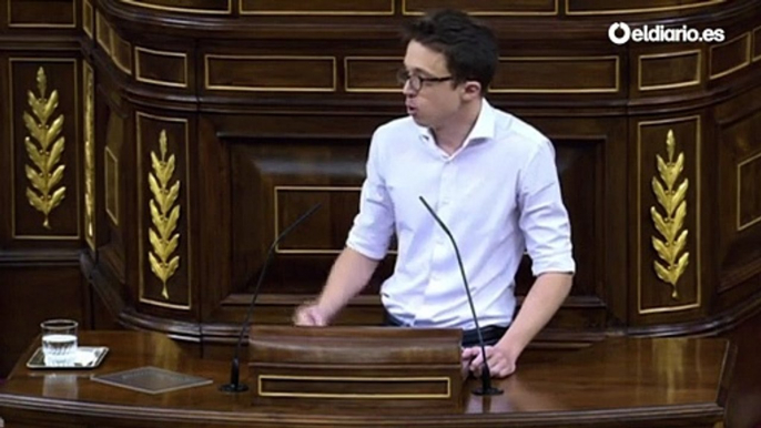 Errejón: "En los barrios más afectados por el virus no hay caceroladas ni saludos fascistas, hay redes de apoyo vecinal y colas en los comedores sociales"