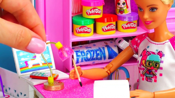 14 DIY Barbie Crafts - School Supplies, Makeup Set and More Miniature Barbie Hacks