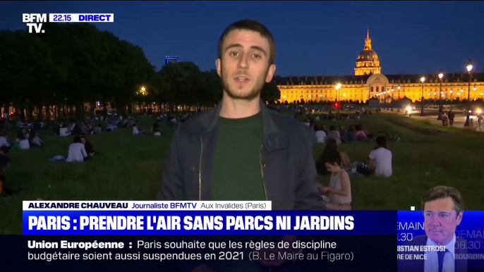 Des Parisiens se sont réunis esplanade des Invalides en ce début de week-end prolongé