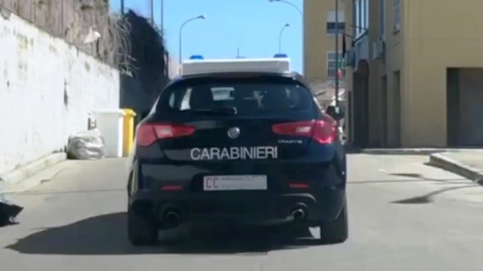 Torre Annunziata (NA) - Sgominata piazza di spaccio, 19 arresti (26.05.20)