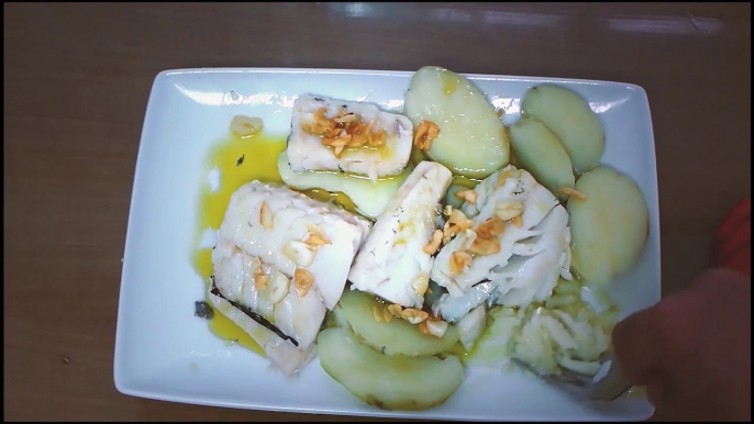 BACALAO COCIDO CON PATATAS