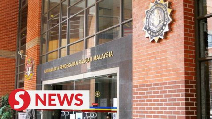 Mat Sabu’s ex-aide remanded in MACC probe over bribery allegations