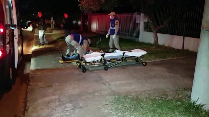 Ciclista sofre ferimentos em queda e é atendido pelo Siate no Bairro Floresta