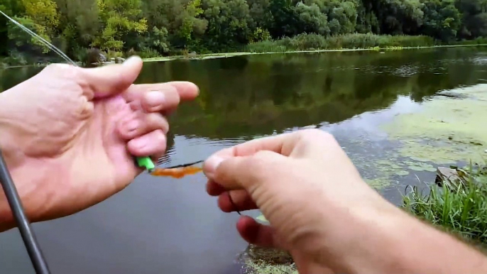 Un pêcheur filme le minage à l'explosif d'une carrière - Ukraine