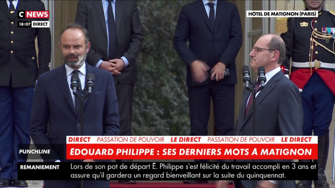 Edouard Philippe quitte Matignon et s’adresse à son successeur Jean Castex : « Je vous souhaite très sincèrement beaucoup de réussite, beaucoup de succès, pour vous bien entendu, mais surtout pour notre pays »