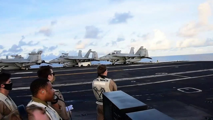 US Navy • Aircraft Carrier USS Ronald Reagan • 4th July Shutout • Philippine Sea