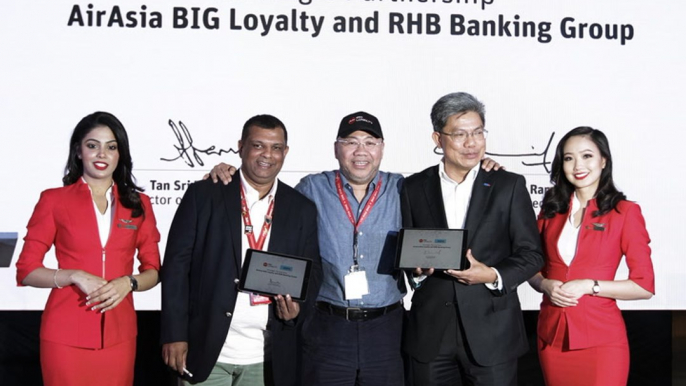 Airasia, RHB offer customers with free flights