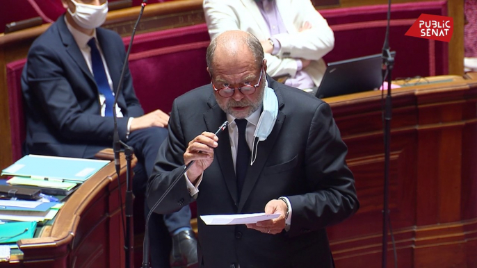 Les premiers pas d’Eric Dupond-Moretti en séance au Sénat