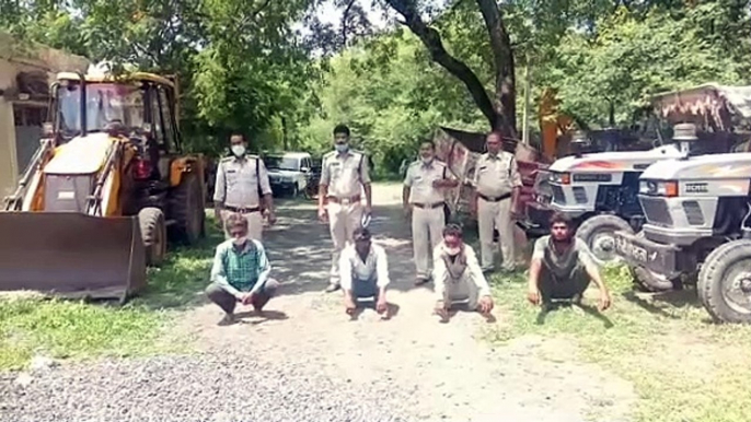 आलोट पुलिस द्वारा अवैध रेत खनन व अवैध शराब माफियाओं के खिलाफ की कार्रवाई