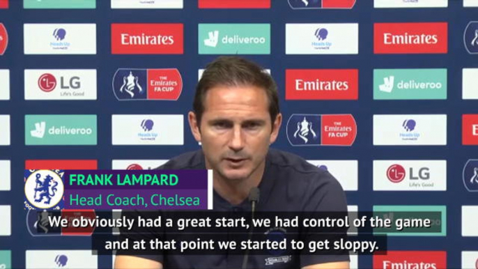 Lampard bemoans Chelsea's sloppiness and referee decisions after final loss