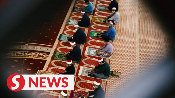 Ismail Sabri: Police and Rela to assist mosques and suraus with crowd control