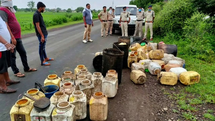 1100 किलो महुआ लहान सहित 40 लीटर हाथ भट्टी शराब जप्त