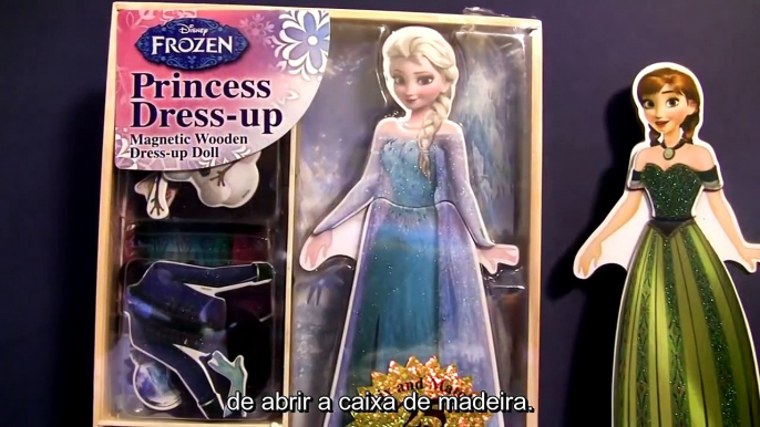 TOYSBR ELSA WOODEN DRESS UP DOLLS - Bonecas de Madeira Fashion da Princesa Elsa Disney Frozen