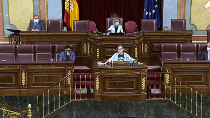 "¡Callaos la boca!": Olona reprende a la bancada de la izquierda en el Congreso