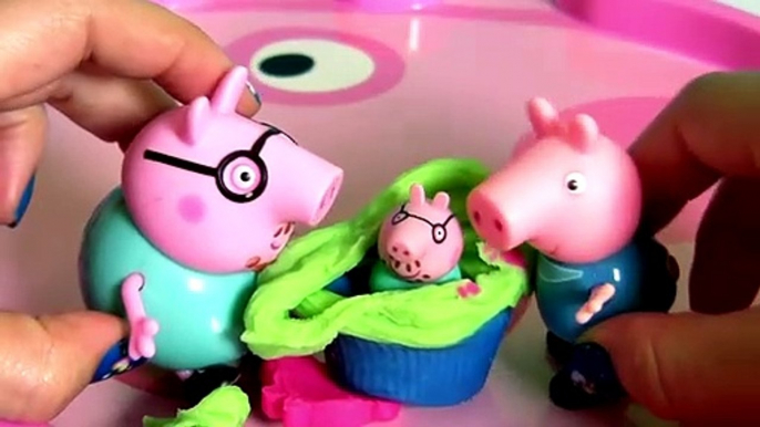 Massinha Play Dough pra Moldar Cabeça Peppa Pig Aprenda a Fazer Pizza e Play-Doh Cupcake Surprise