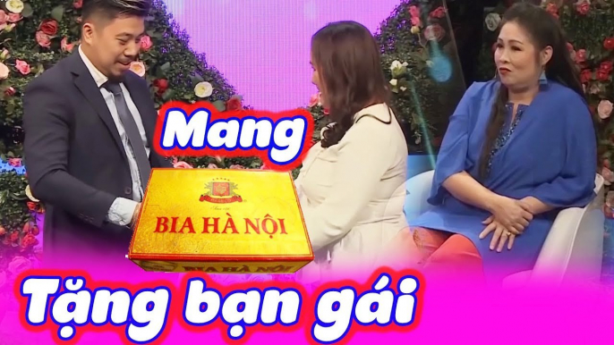 Hồng Vân Choáng Váng Khi Đàng Trai Mang Bia Tặng Bạn Gái Ngay Tại Sân Khấu Bạn Muốn Hẹn Hò|BMHH 2020