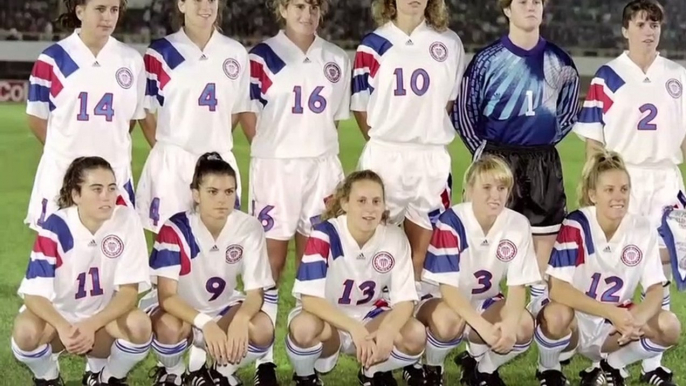 Mia Hamm - One of the Greatest Female Soccer Players In History