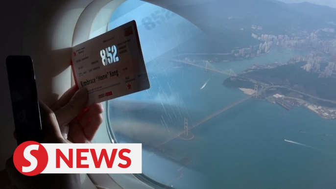 Hong Kong travellers on board short  'flight to nowhere'