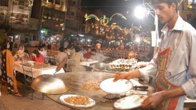 Desi Sehri at Anarkali Bazar Lahore - Food Heaven of Pakistan | UrduPoint