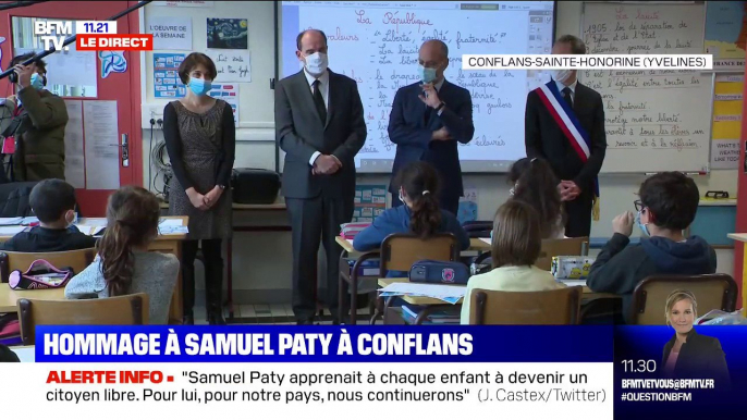 Hommage à Samuel Paty: Jean Castex chante la Marseillaise avec les élèves du collège de Conflans-Sainte-Honorine