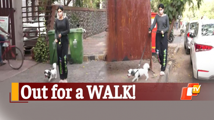 Khushi Kapoor Spotted Walking Her Dog During #Covid19 Lockdown In Mumbai