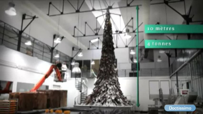 Patrick Roger crée un sapin de 10 mètres en chocolat pour le téléthon