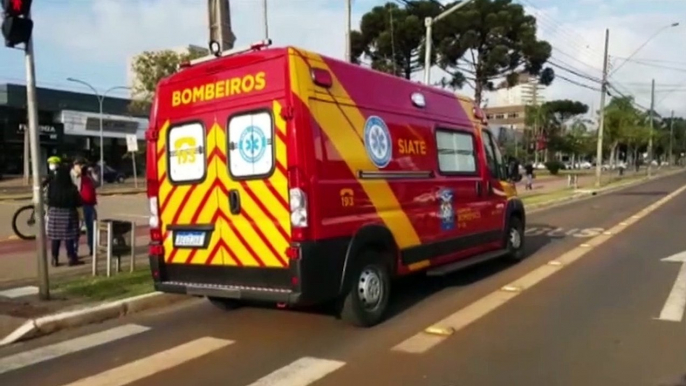 Colisão entre carro e ônibus do transporte coletivo, registrada na Av. Brasil, deixa uma mulher ferida