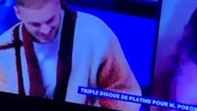 Christina Milian a publié une vidéo de M. Pokora à la télé (dans "Touche pas à mon poste") regardé par leur fils Isaiah. Le 7 décembre 2020