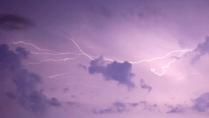 2020 saw dramatic drop in lightning strikes across America