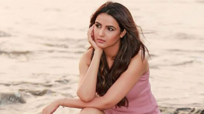 Bigg Boss 14: Jasmin Bhasin ने सोशल मीडिया पर क्यों किया Sad Post |FilmiBeat