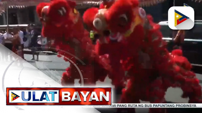 Mga ibinebentang lucky charms sa Binondo, Maynila, dinagsa bago ang bisperas ng Chinese New Year; Presyo ng mga pampaswerteng prutas, tumaas