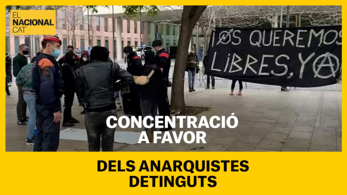 Concentració a favor dels anarquistes detinguts